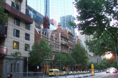 aus_m_042