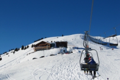 aut_b-d_010